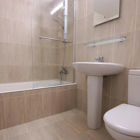 Phaedrus Living Queens Gardens Luxury Arthouse بيت للعطل بافوس