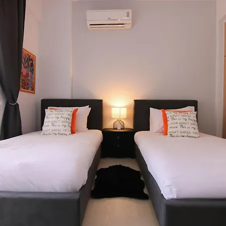 Prázdninový dům Phaedrus Living Queens Gardens Luxury Arthouse *